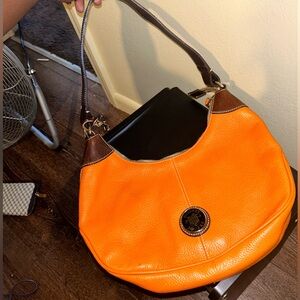 Smedium Orange & brown vintage Dooney&Bourke handbag